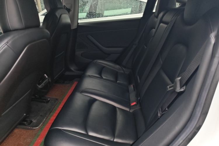 Used Tesla Model 3 2019 Long-Range All-Wheel-Drive Version
