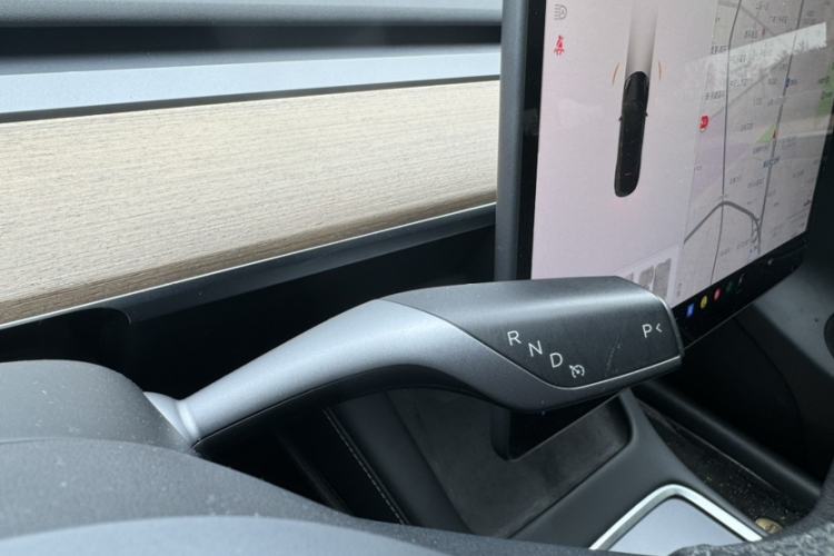 Used Tesla Model Y 2022 Rear-Wheel-Drive Version