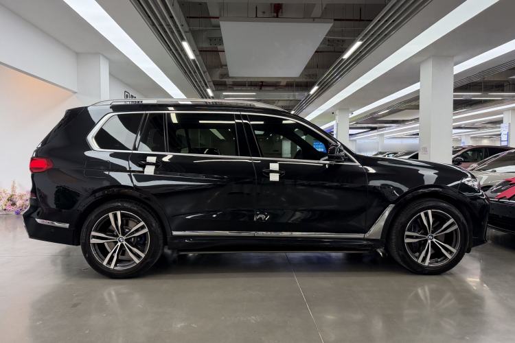 Used BMW X7 2021 xDrive40i Luxury M Sport Package