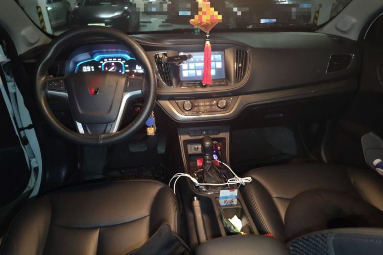 Used Roewe 360 2015 1.5L Automatic Luxury Edition
