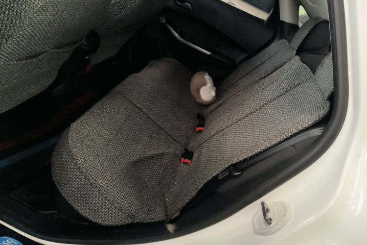 Used Ford Escort 2019 Revised 1.5L Automatic ZhiXiang Version China VI Standard Left Rear Seat