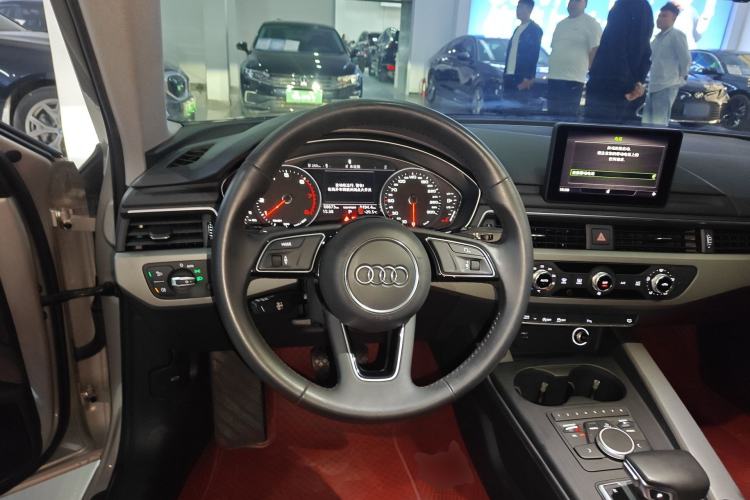 Used Audi A4L 2019 40 TFSI Ambition China VI