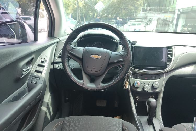 Used Chevrolet Trax 2017 1.4T Automatic Two-Wheel Drive Comfort Version Steering Wheel