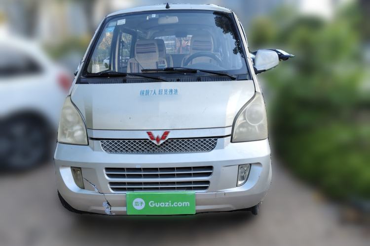 Used Wuling Rongguang 2011 1.2L Standard Version
