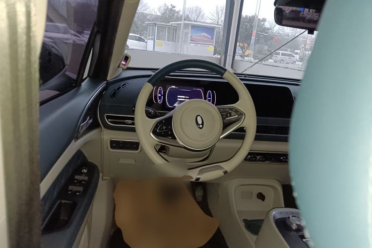 Used ORA Good Cat 2022 Morandi Edition 400km Standard Range Premium Version Lithium-Ion Battery