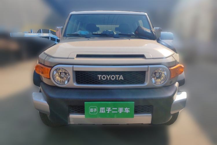 Used Toyota FJ Cruiser 
