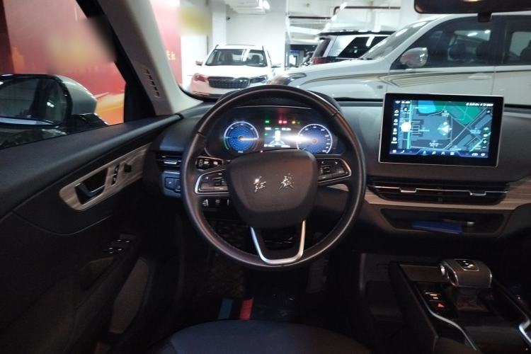 Used Hongqi E-QM5 2024 610 km PLUS