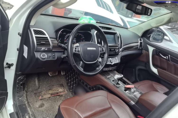 Used Haval H9 2017 2.0T Gasoline 4x4 Luxury 7-Seater