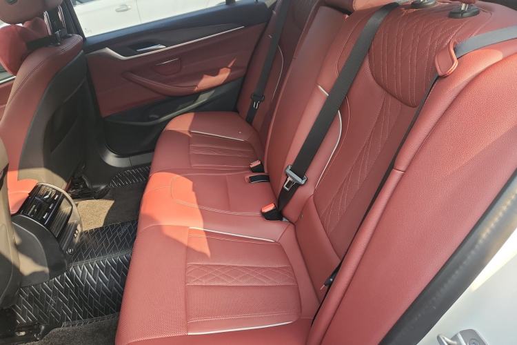 Used BMW 5 Series 2023 Restyled 530Li Leading Edition M Sport Package