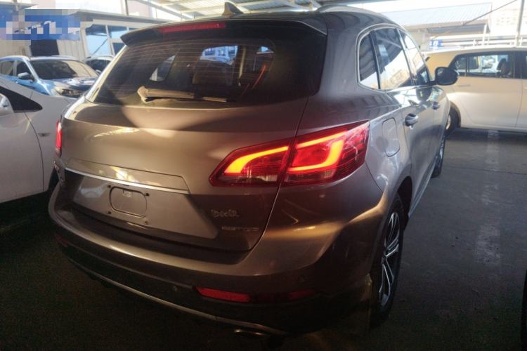 Used BORGWARD BX7 2016 28T Two-Wheel Drive Luxury Version 5 Seats
