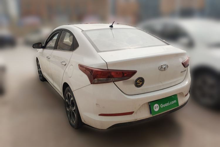 Used Hyundai Verna (new generation) 2016 1.6L Automatic Elite Edition TOP Rear Left 45 Deg