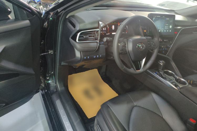 Used Toyota Camry 2021 2.5G Luxury Edition