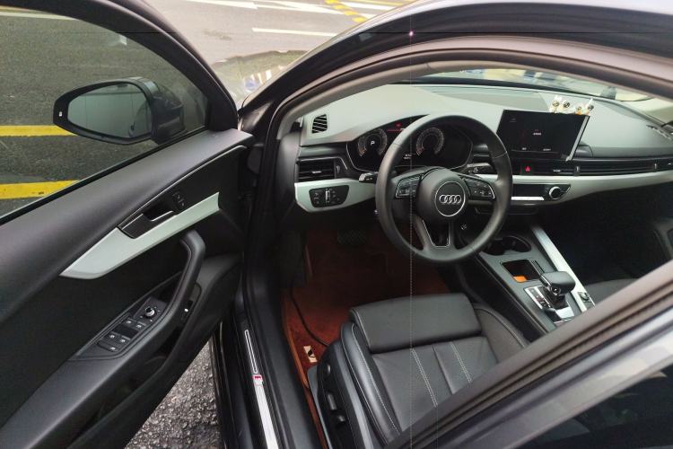 Used Audi A4L 2023 40 TFSI Fashion Dynamic Model
