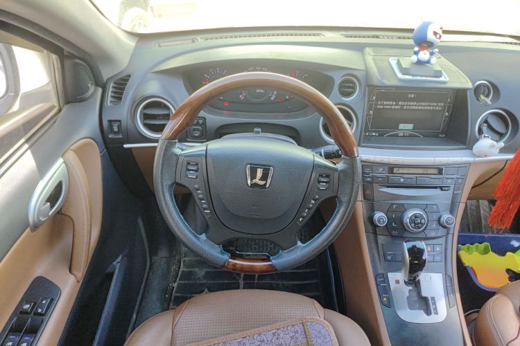 Used Luxgen Great 7 SUV 2013 Limited-Edition Sharp Model 2.2T Two-Wheel-Drive Smart Version
