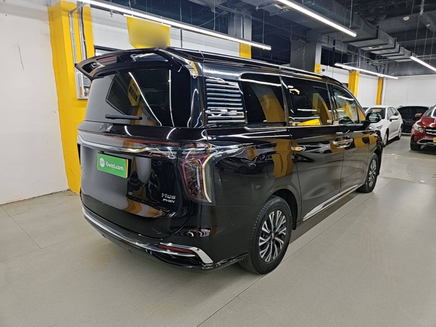 Hongqi HQ9 PHEV 2024 2.0T Four-Wheel Drive Luxury Edition — снимка 6