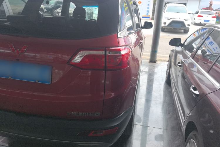 Used Wuling Hongguang S3 2018 1.5L Manual Luxury Model China V Standard