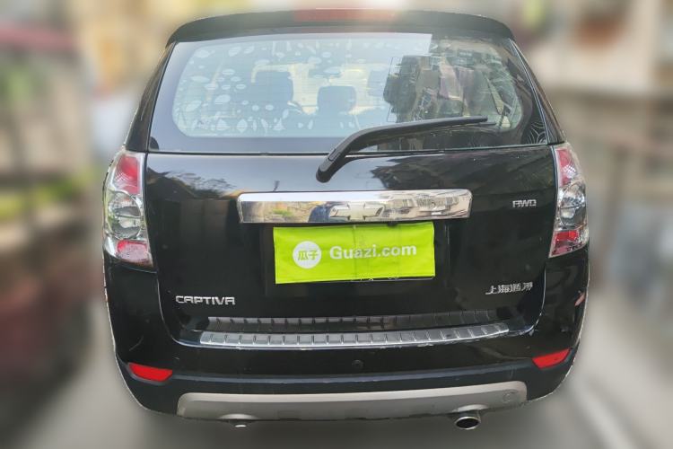 Used Chevrolet Captiva 2012 2.4L 4x4 Flagship Edition 7 Seats Rear