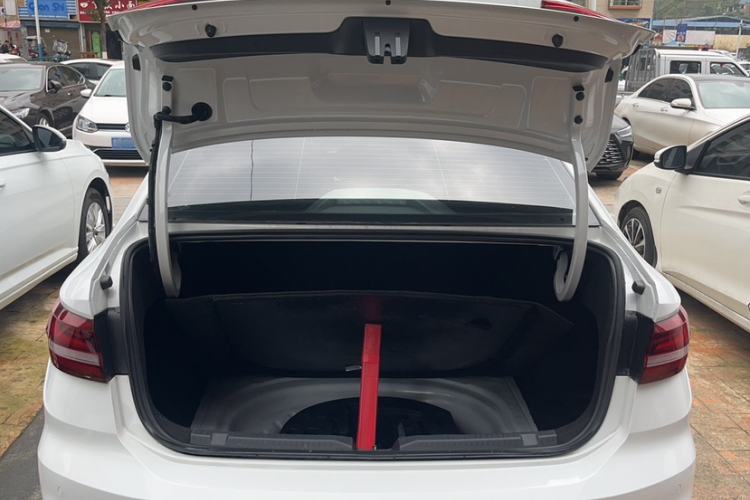 Used Volkswagen Lavida 2024 1.5L Automatic DeYi Edition Trunk