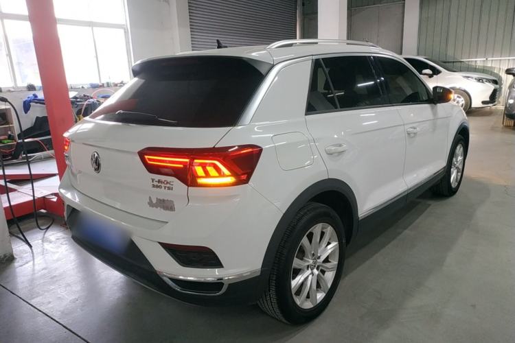 Used Volkswagen T-ROC 2019 280TSI DSG Two-Wheel Drive Advanced Version China VI Standard Rear Right 45 Deg