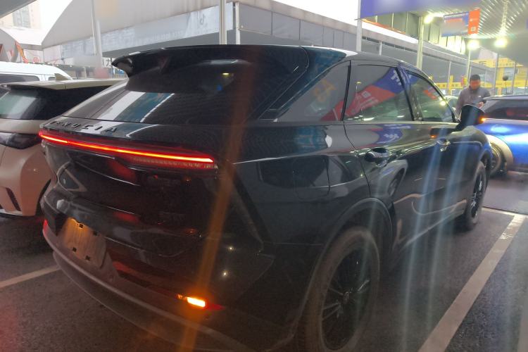 Used Venucia V 2023 260T Black Horse Edition Pro
