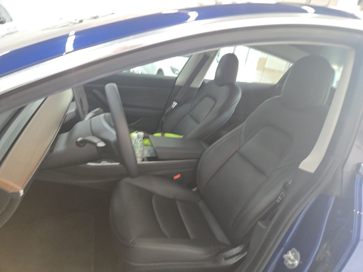 Vordere Reihe im Auto