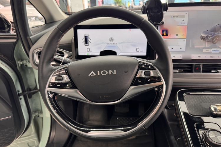 Used AION V 2021 Plus 80 Smart Technology Edition Ternary Lithium Steering Wheel