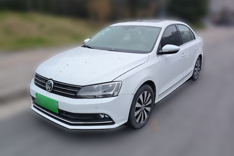 Used Volkswagen Sagitar 2015 230TSI Automatic Luxury Model