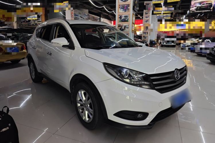 Used Dongfeng Fengon 580 2016 1.8L Manual Comfort Model Front Right 45 Deg