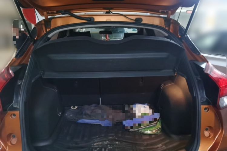 Used Nissan Kicks 2017 1.5L CVT Smart Drive Edition Trunk