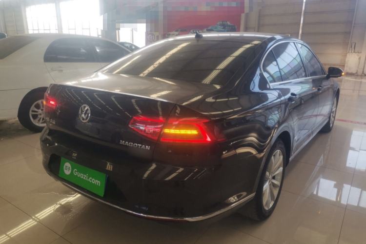 Used Volkswagen Magotan 2018 330TSI DSG Advanced Model
