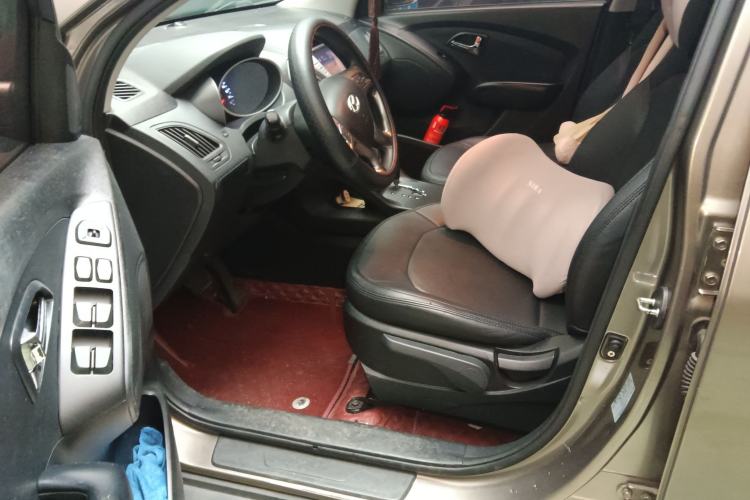 Used Hyundai ix35 2012 2.0L Automatic Two-Wheel Drive New Edition GL