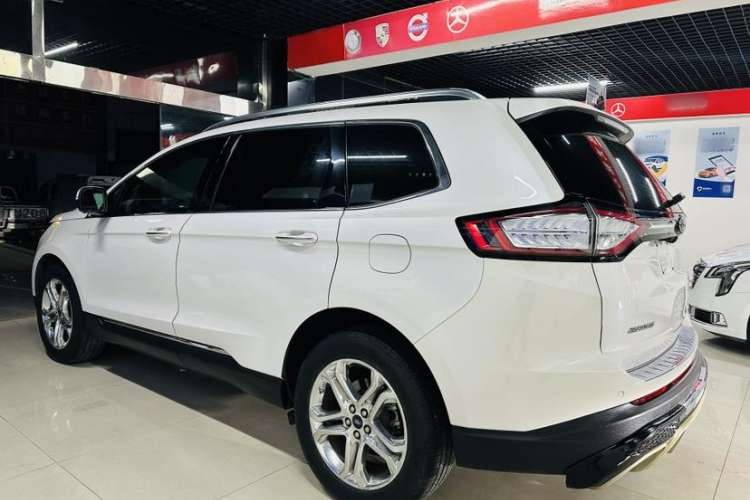 Used Ford Edge 2015 2.0T GTDi Two-Wheel-Drive High-Line Version