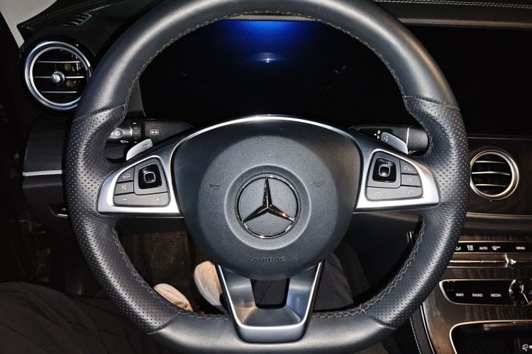 Used Mercedes-Benz E-Class 2018 Facelift E 200 L Sport Edition Steering Wheel
