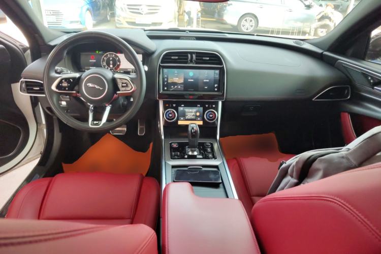 Used Jaguar XEL 2023 2.0T 250 PS R-DYNAMIC S Advanced Sport Edition
