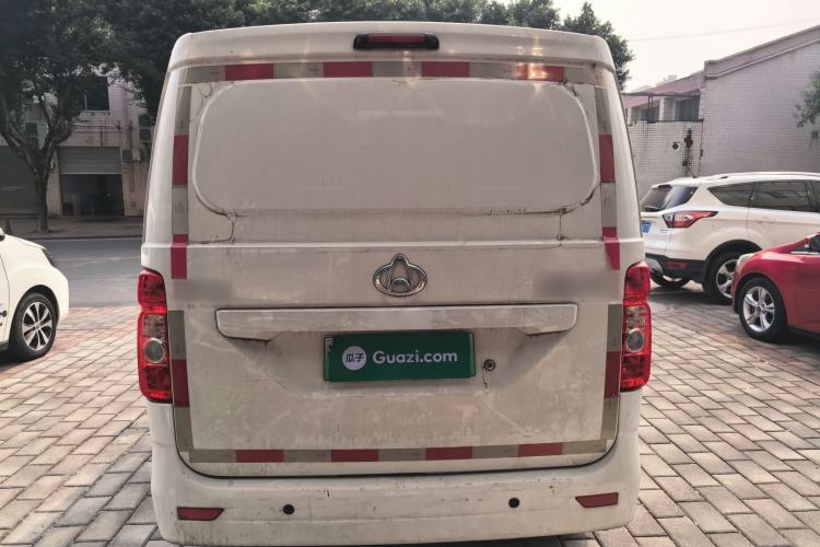 Used Chana Ruixing EM60 2023 Pure Electric Van 4525 mm Long Flat Roof with Back-Hinged Doors 2 Seats 60 kW 38.7 kWh
