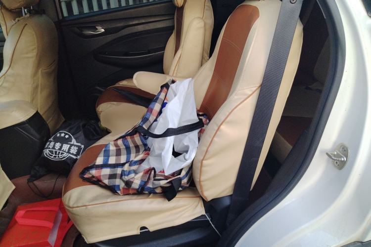 Used Wuling Hongguang S3 2018 1.5L Manual Standard Version China V Standard Left Rear Seat