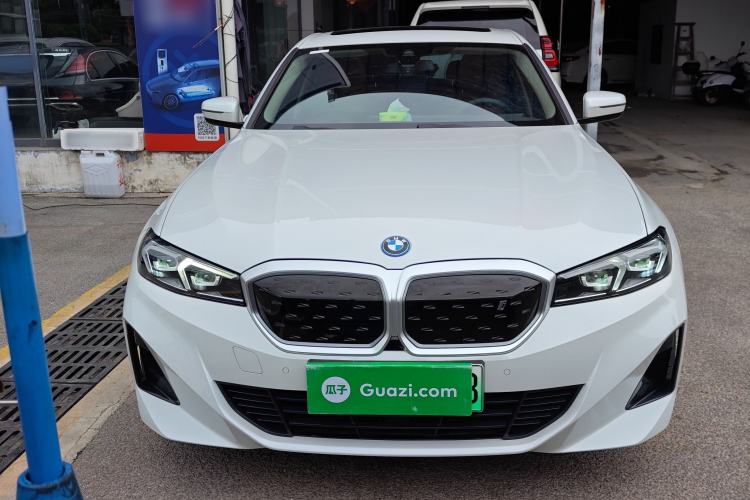 Used BMW i3 2022 eDrive 35 L
