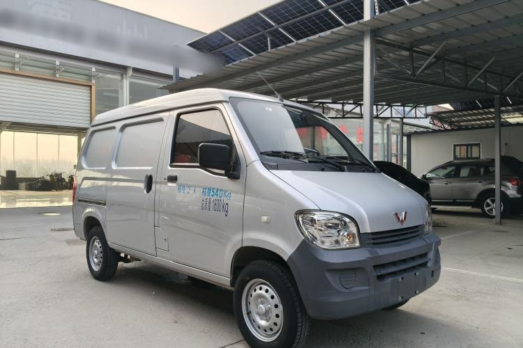 Used Wuling Zhiguang 2020 1.2L Van Utility Model China VI Emission Standard 2 Seats LSI
