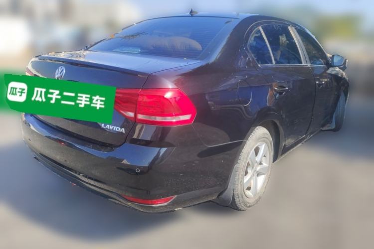 Used Volkswagen Lavida 2015 1.6L Manual Fashion Edition Rear Right 45 Deg