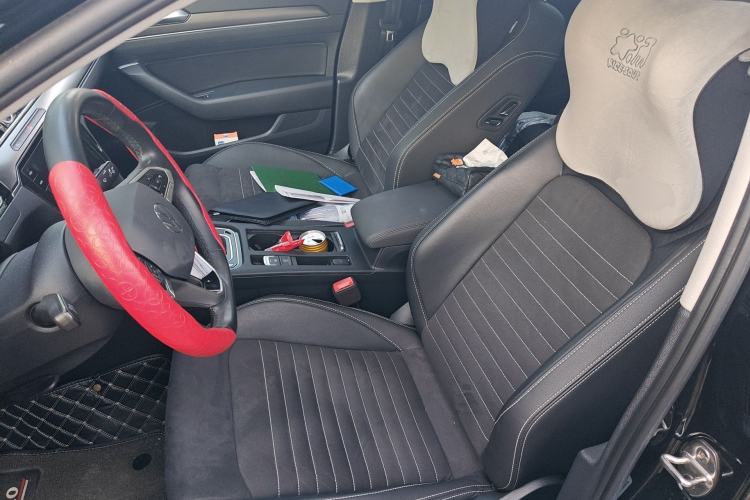 Used Volkswagen Magotan 2020 330TSI DSG Leading Model Left Front Seat