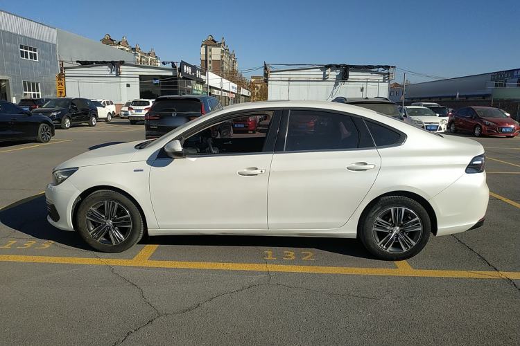 Used Peugeot 308 2019 230THP Automatic Luxury Edition China VI Standard