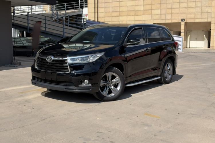 Used Toyota Highlander 2017 2.0T Four-Wheel Drive Luxury Edition 7 Seats