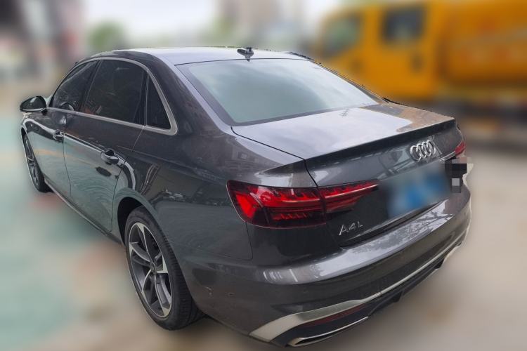 Used Audi A4L 2022 40 TFSI Fashion Dynamic Model
