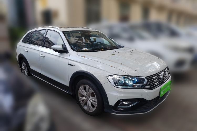 Used Volkswagen C-TREK 2018 1.5L Automatic Comfort Model Front Right 45 Deg