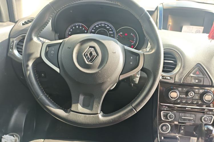 Used Renault Koleos 2013 2.5L Two-Wheel Drive Comfort Edition
