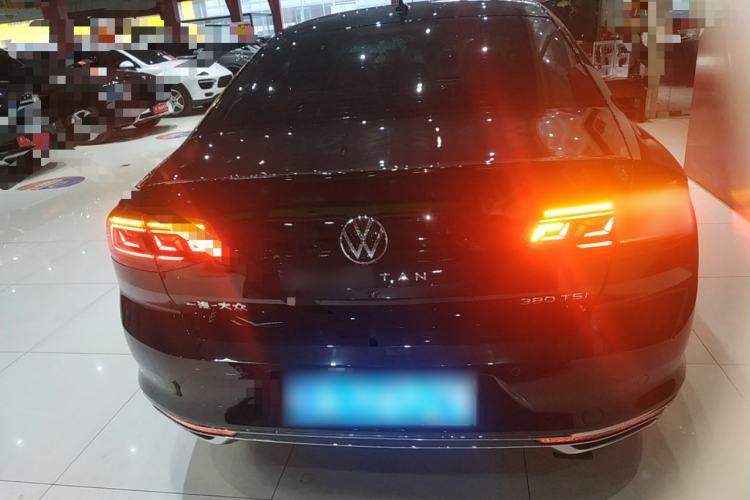 Used Volkswagen Magotan 2026 30 Million Vehicles Selected Model 380TSI DSG Luxury Edition