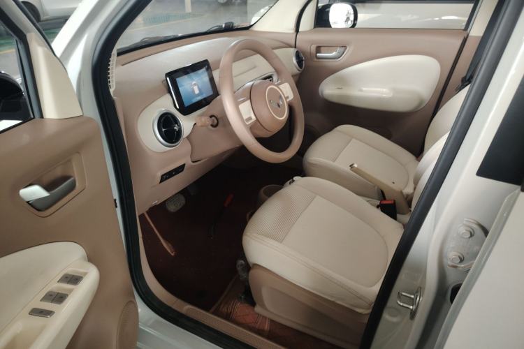Used Wuling Hongguang MINIEV 2025 Four-Door Version Advanced Edition Driver Seat