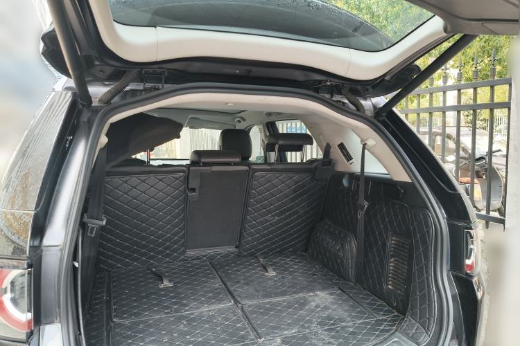 Used Land Rover Discovery Sport 2018 240 PS HSE Version