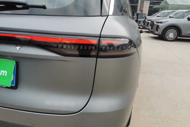 Used Chery Tiggo 8 L 2024 2.0T Two-Wheel Drive Prestige Version 5 Seats Exterior 6