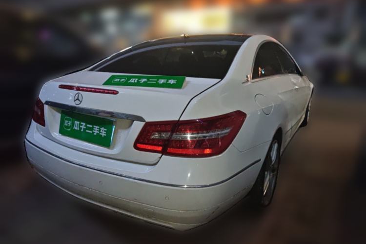 Used Mercedes-Benz E-Class 2011 E 260 CGI Coupe Rear Right 45 Deg